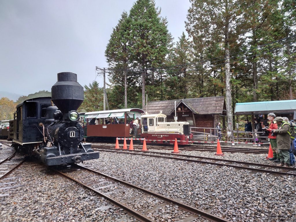 森林鉄道の夜間撮影会が開催されました。 - 上松町観光サイト